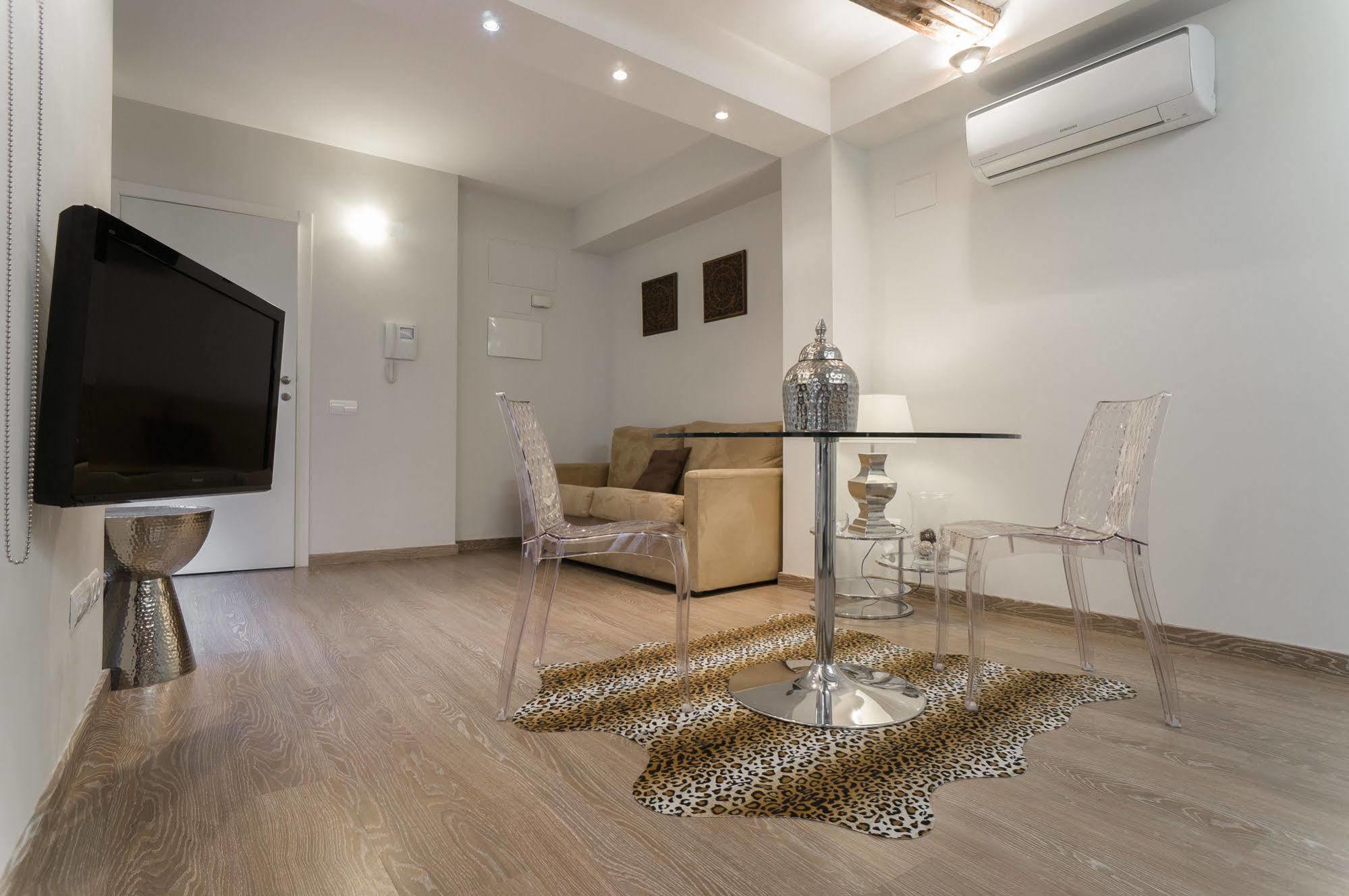 Kirei Apartment Sombrereria Валенсія Екстер'єр фото